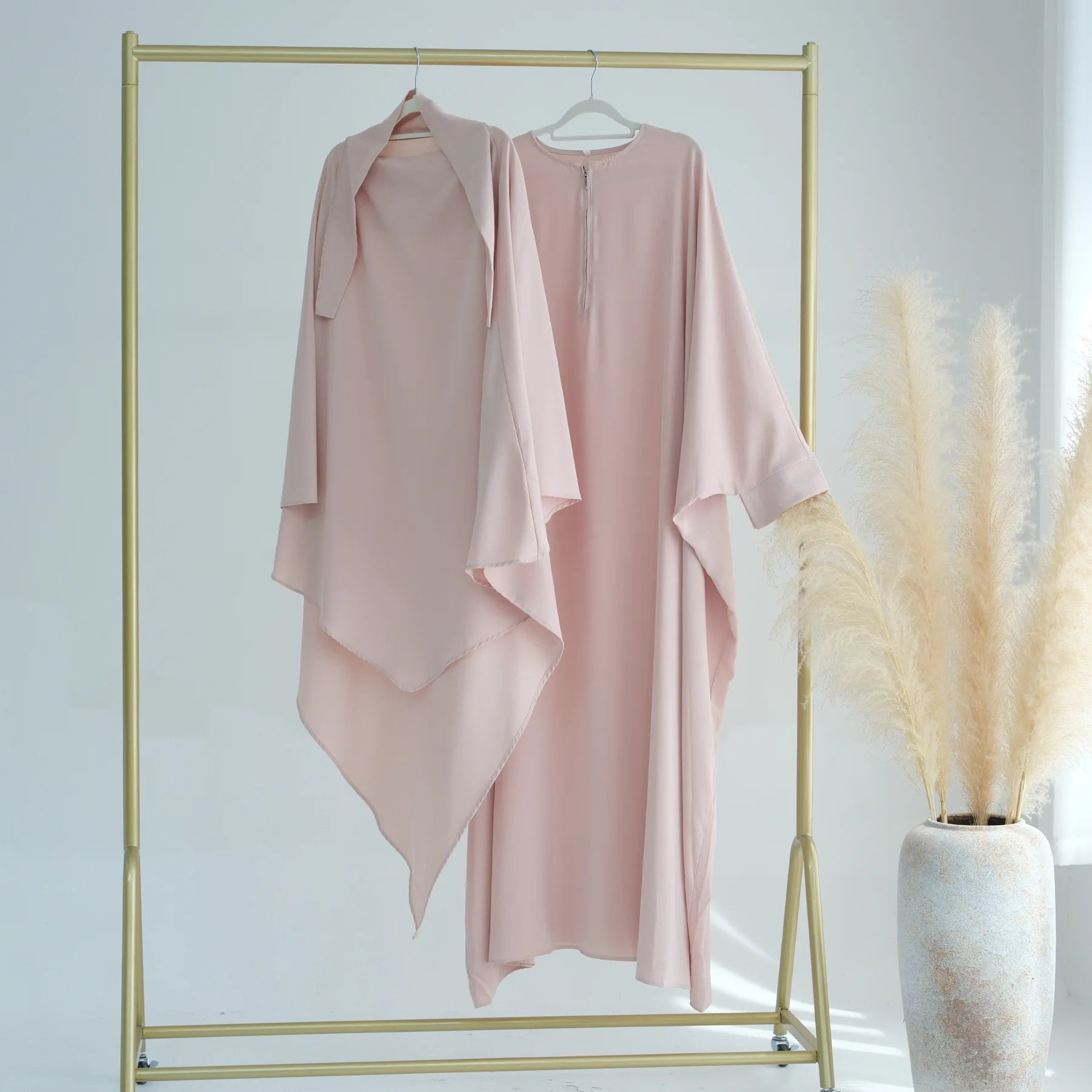 Muslim Women Ruffles Hijab Dress 2PCS – Overhead Abaya & Kaftan Set