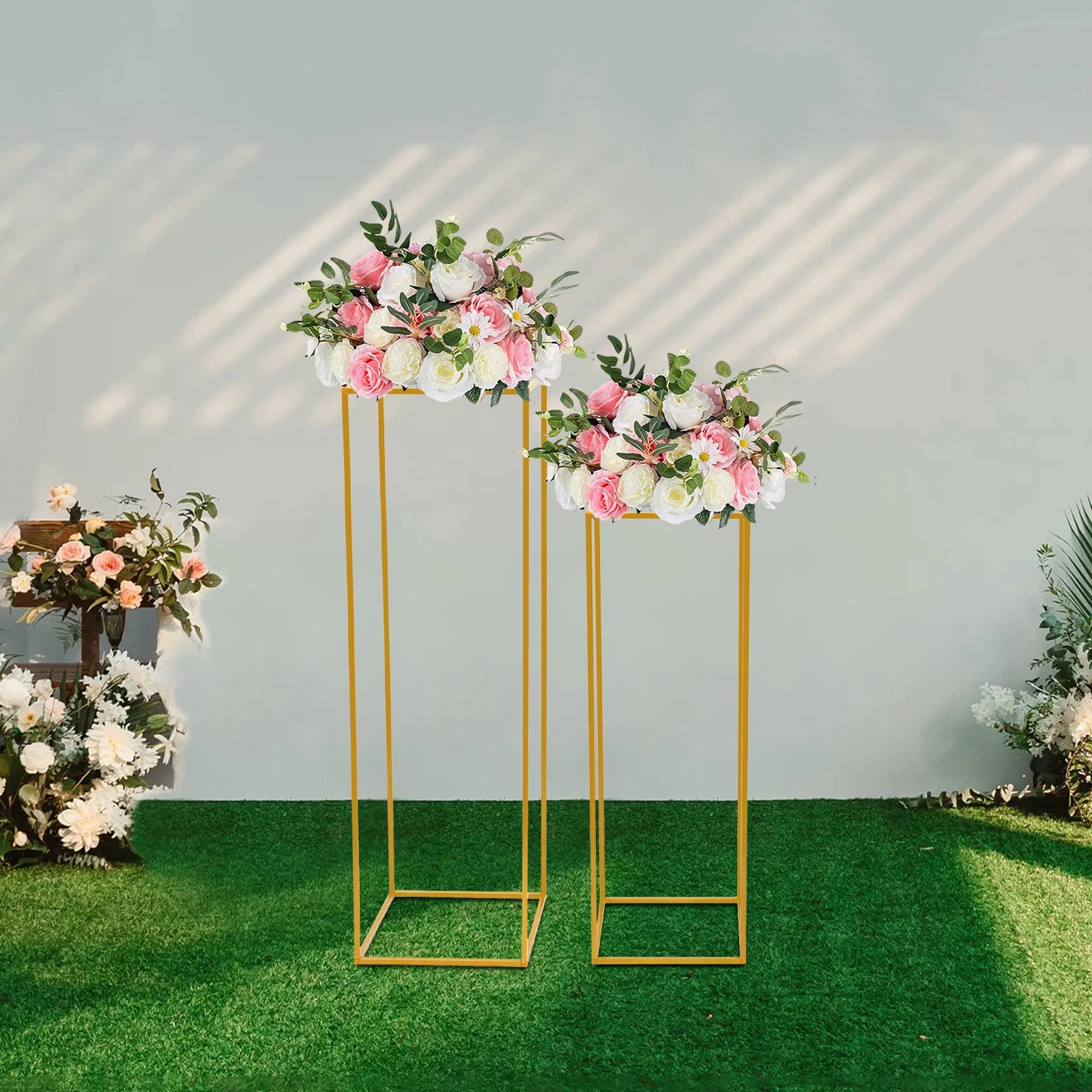 2Pcs Tabletop Flower Stands Metal Square Floral Decor Vase Floor Column Holder Gold Display Rack Road Guide for Wedding Party