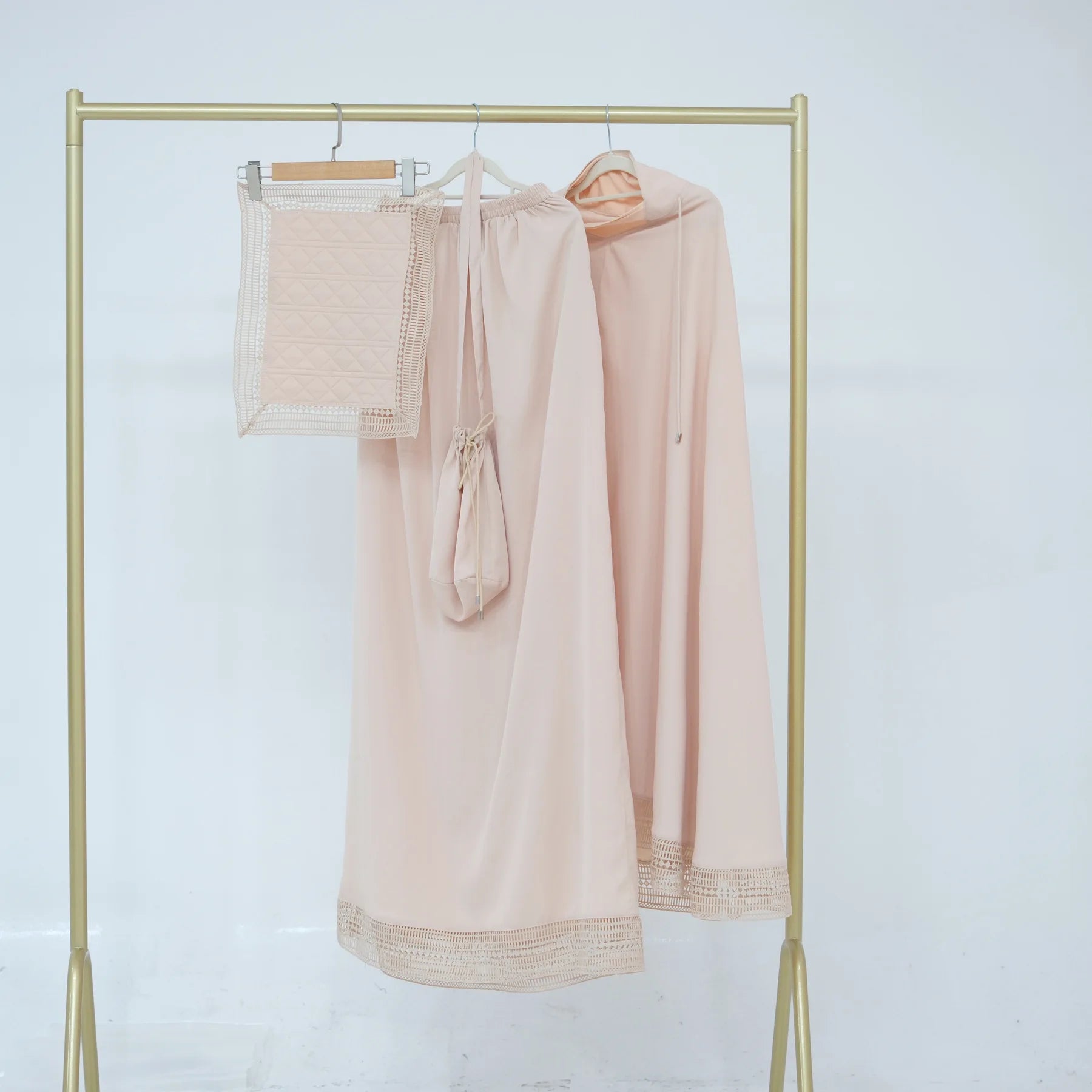 Muslim 4 Piece Set Women Skirts Headscarf Lace Storage Bag Prayer Pad Suit Eid Ramadan Morocco Dubai Hijab Long Skirt Outfits