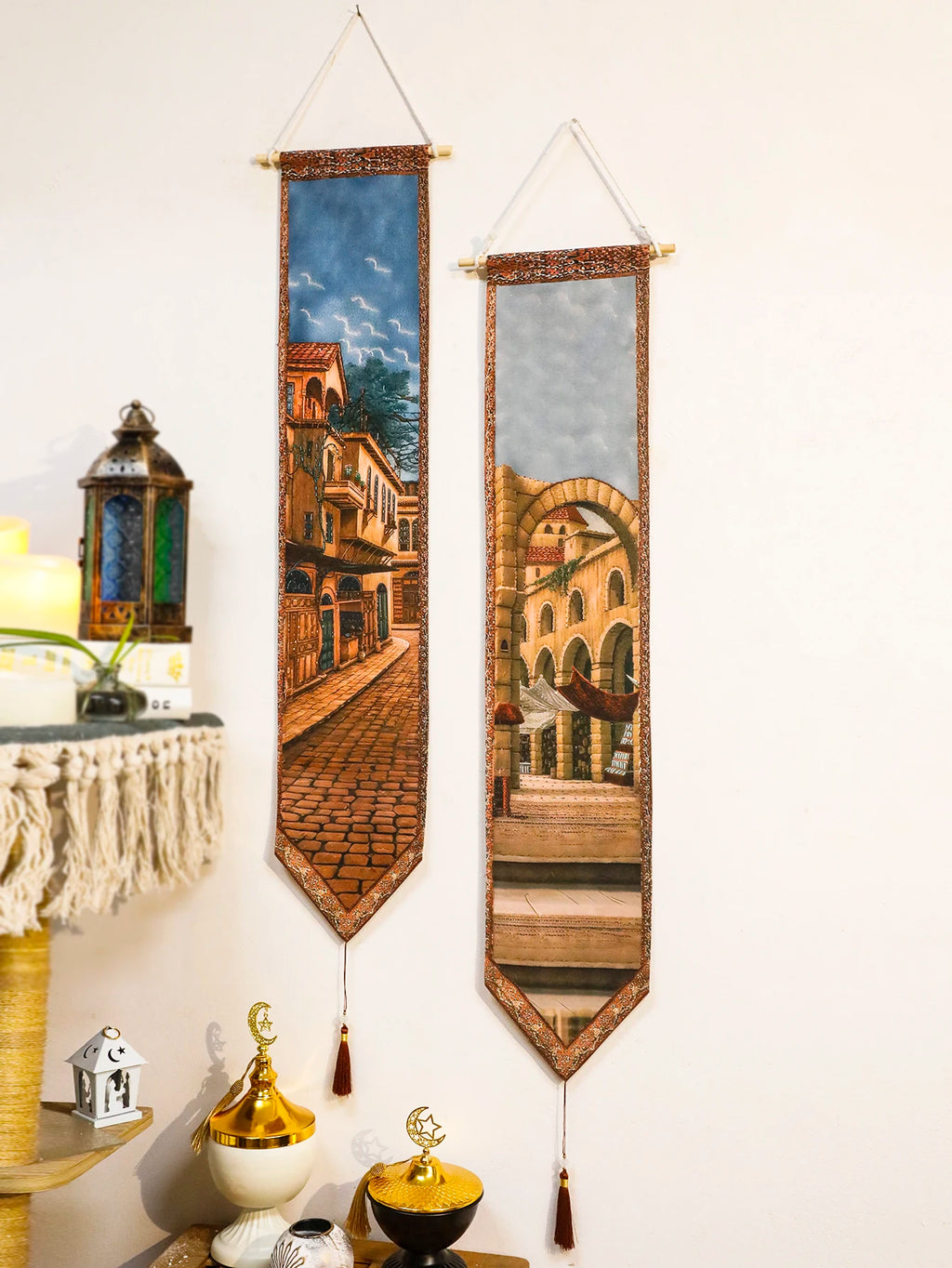 Ramadan Islamic Wall Hanging Tapestry Building Print Banner with Tassel Boho Home Decor for Living Room Bedroom Hanging Art Gift