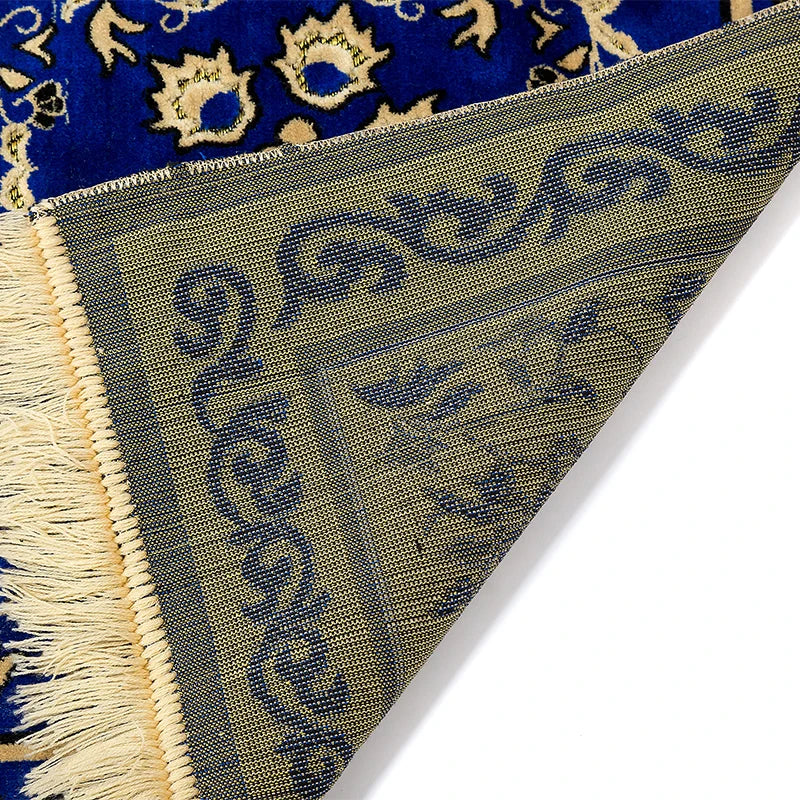Islamic Velvet Plush Prayer Rug - Thick & Soft Muslim Prayer Mat