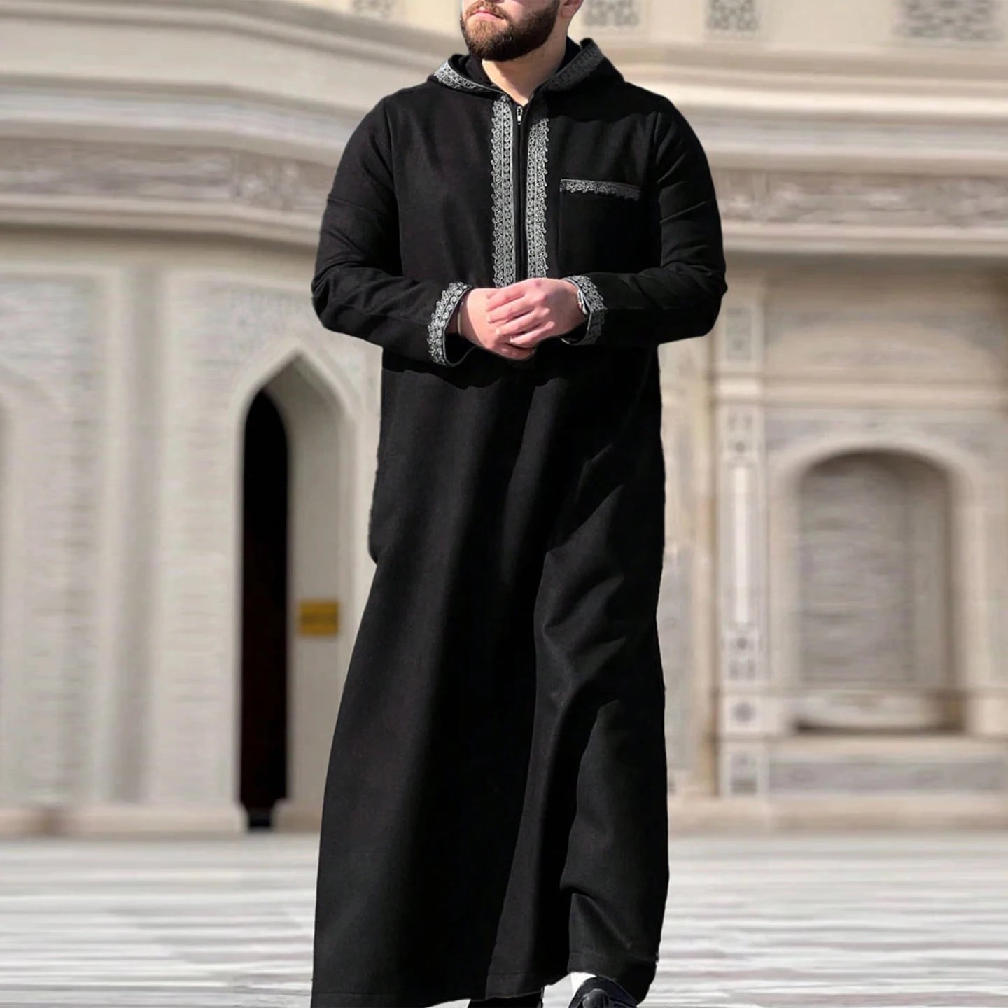 New Islamic Muslim Men's Thobe Long-Sleeved Classic Embroidery Robe Arabic Ethnic Style Men's Casual Formal Robe Prayer Dress
