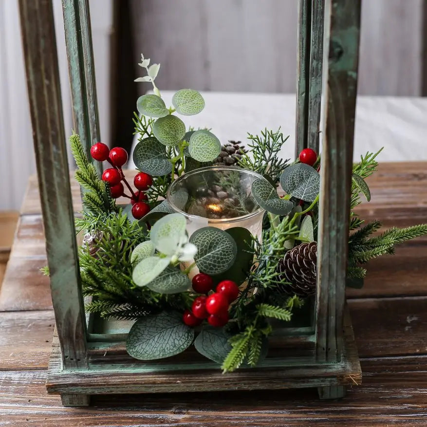 Red Berry Wreath Classic Candle Holder Decorative Ring Festive Pinecone Decoration For Table Decor Holiday Gathering Christmas