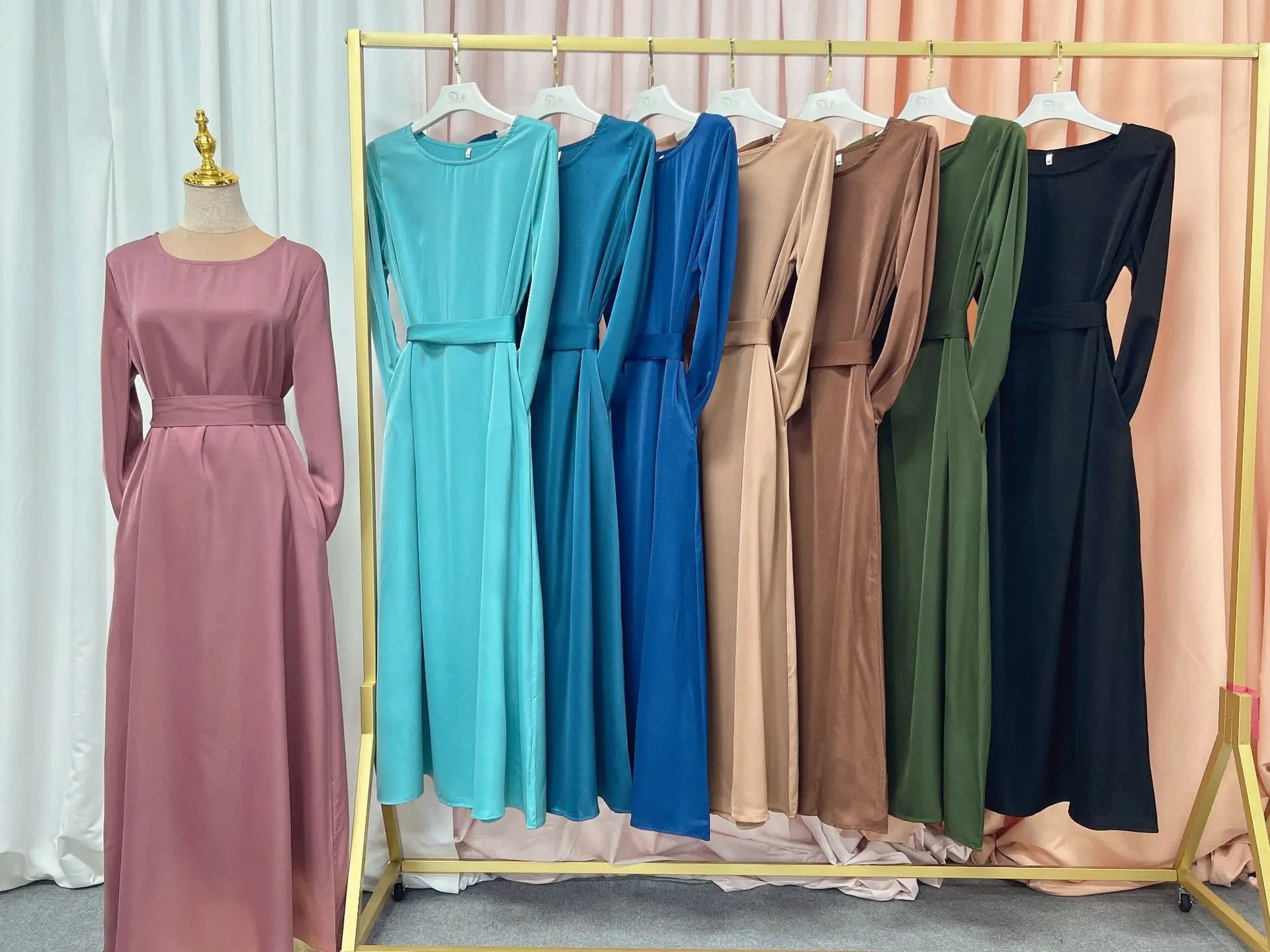 Fashion Sliky Djellaba Muslim Dress Dubai Full Length Flare Sleeved Soft Abaya Dubai Turkey Muslim Islam Robe WY921
