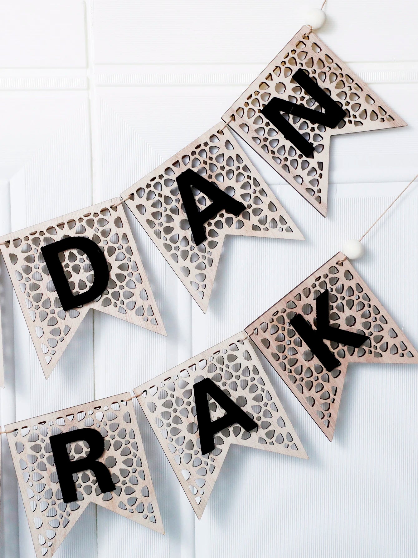 1Pc Wooden Ramadan Muslim Decor Banner Pull Flag Ramadan Kareem Hanging Ornaments Wooden Ornaments Eid Mubarak Happy Gift