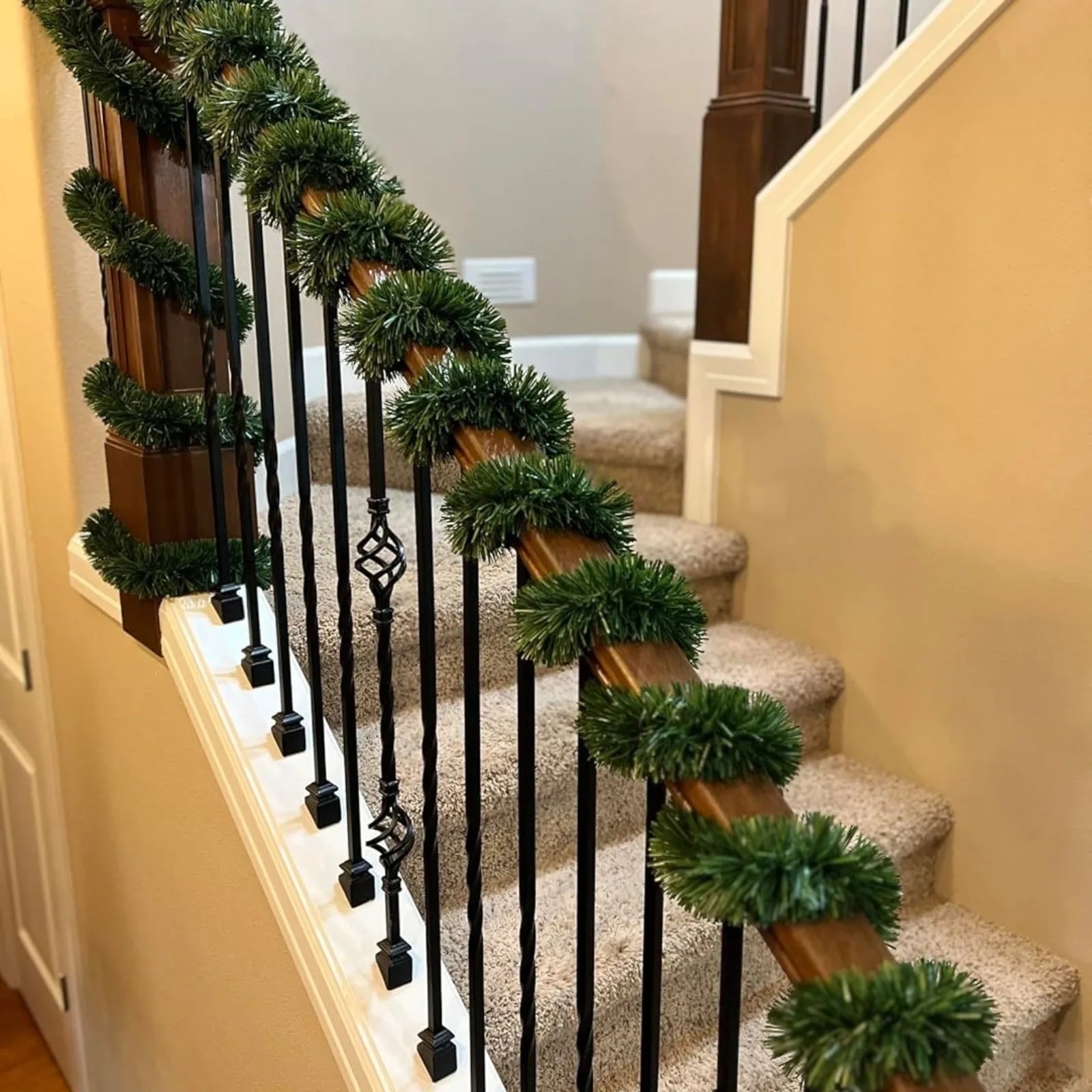 3/5M Handmade Christmas Strips Artificial Cedar Needles Green Seasonal Garland For Christmas TV Cabinet Winter Holiday Decor