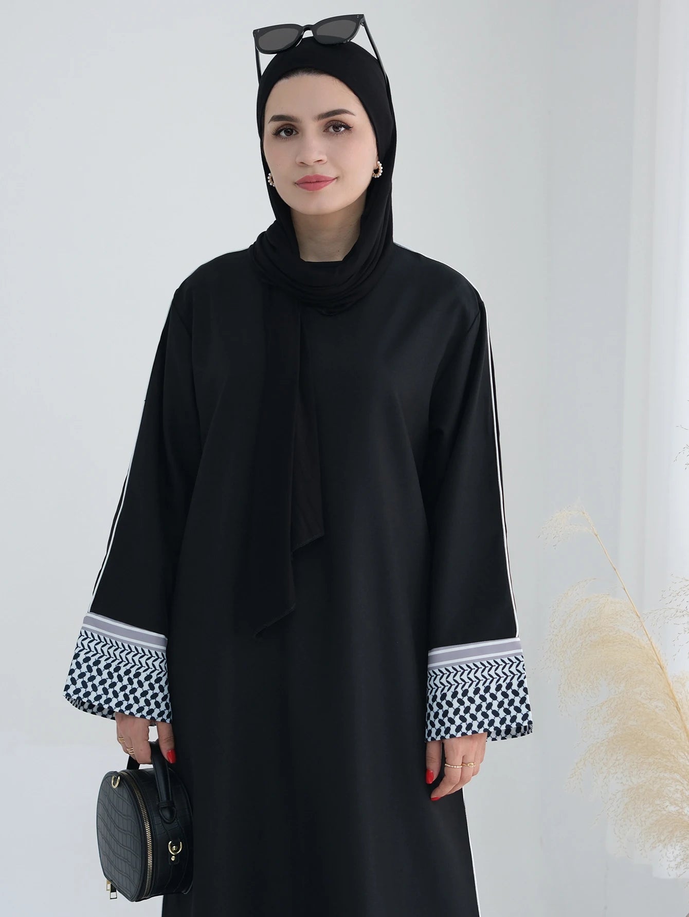 2025 Elegant Muslim Abaya Cardigan – Dubai Luxury Eid Kaftan for Women