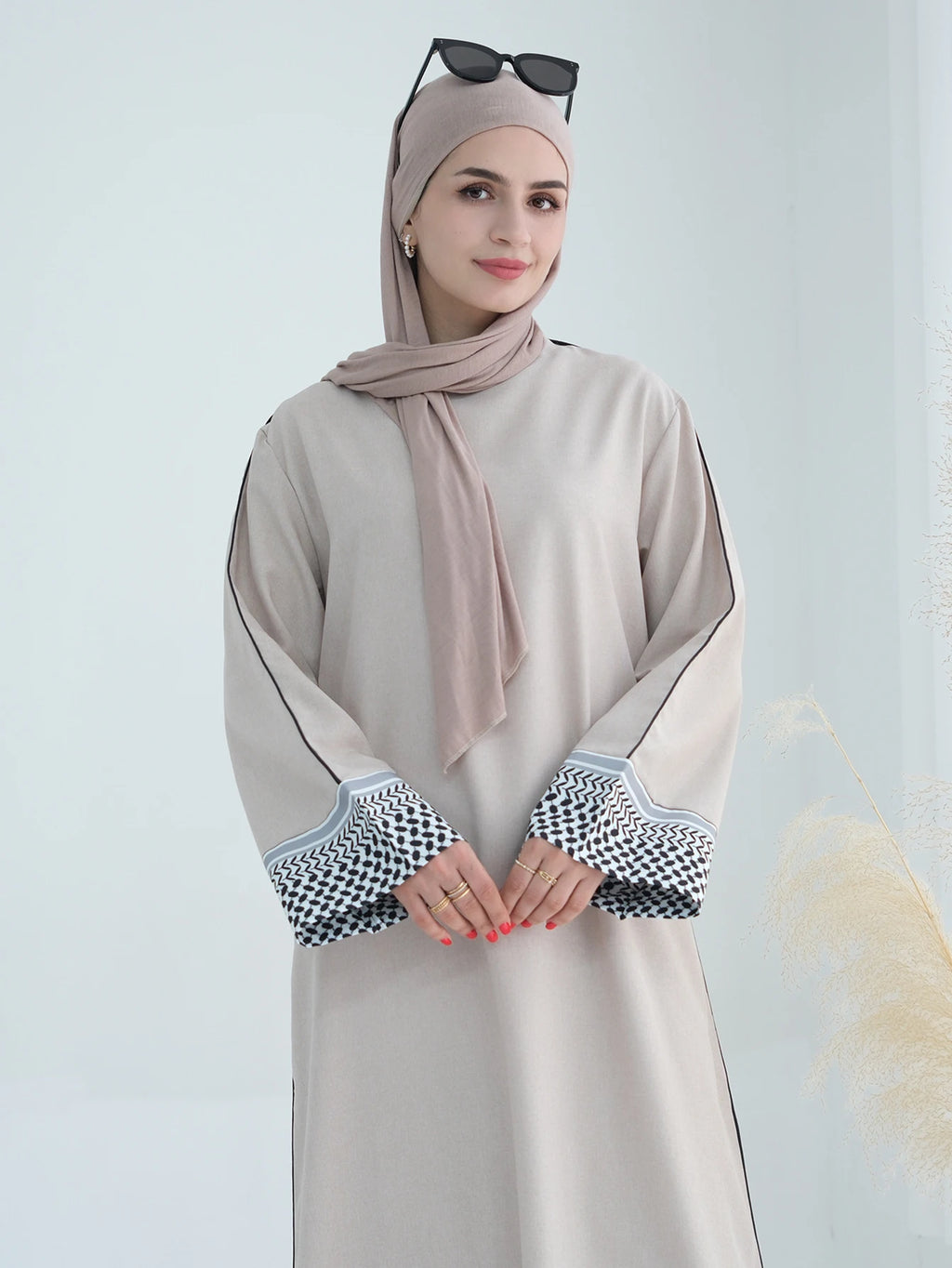 2025 Elegant Muslim Abaya Cardigan – Dubai Luxury Eid Kaftan for Women