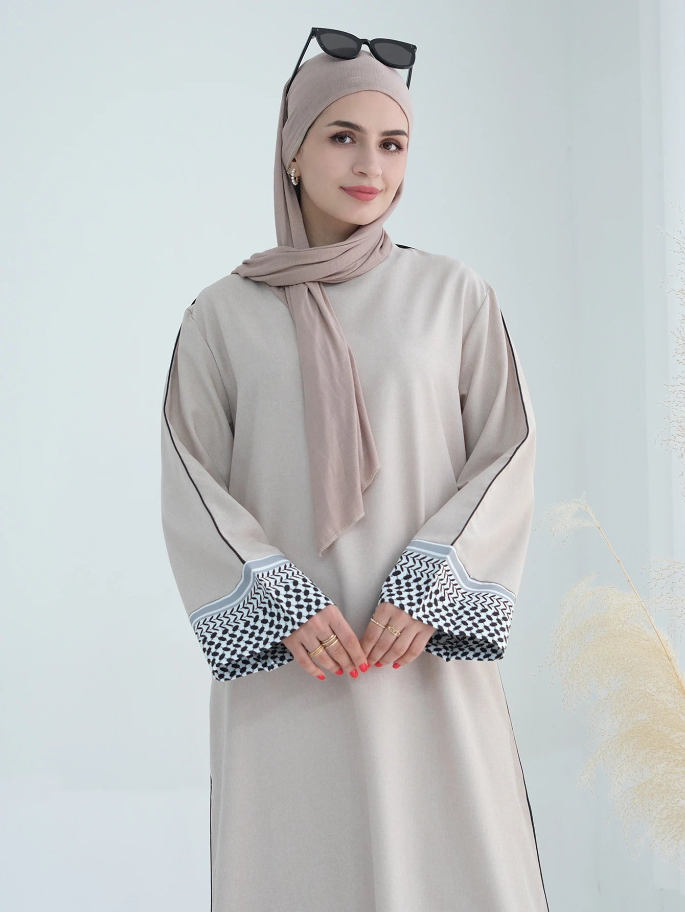 2025 Elegant Muslim Abaya Cardigan – Dubai Luxury Eid Kaftan for Women