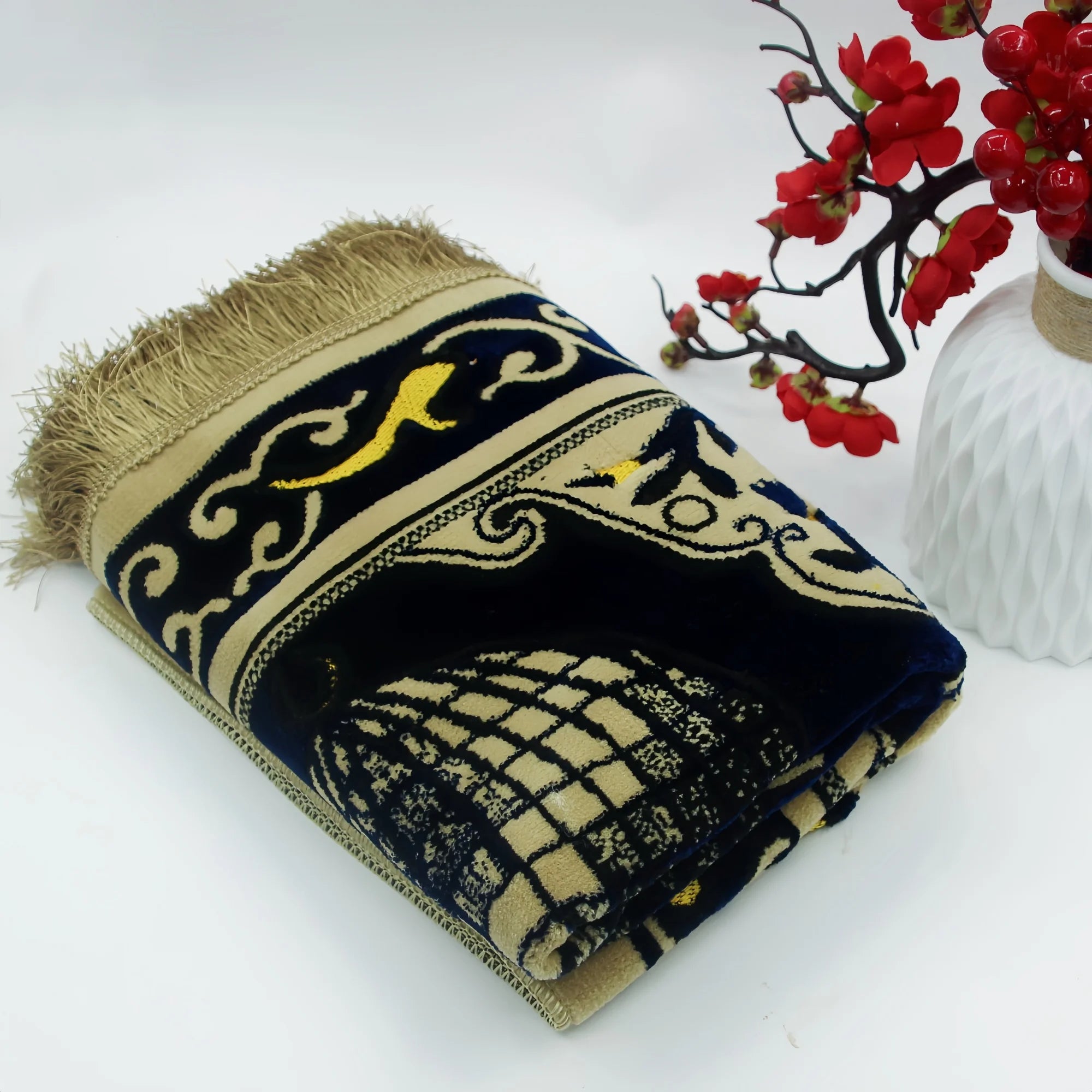 Islamic Velvet Thick & Soft Prayer Rug - Traditional Floral Muslim Mat