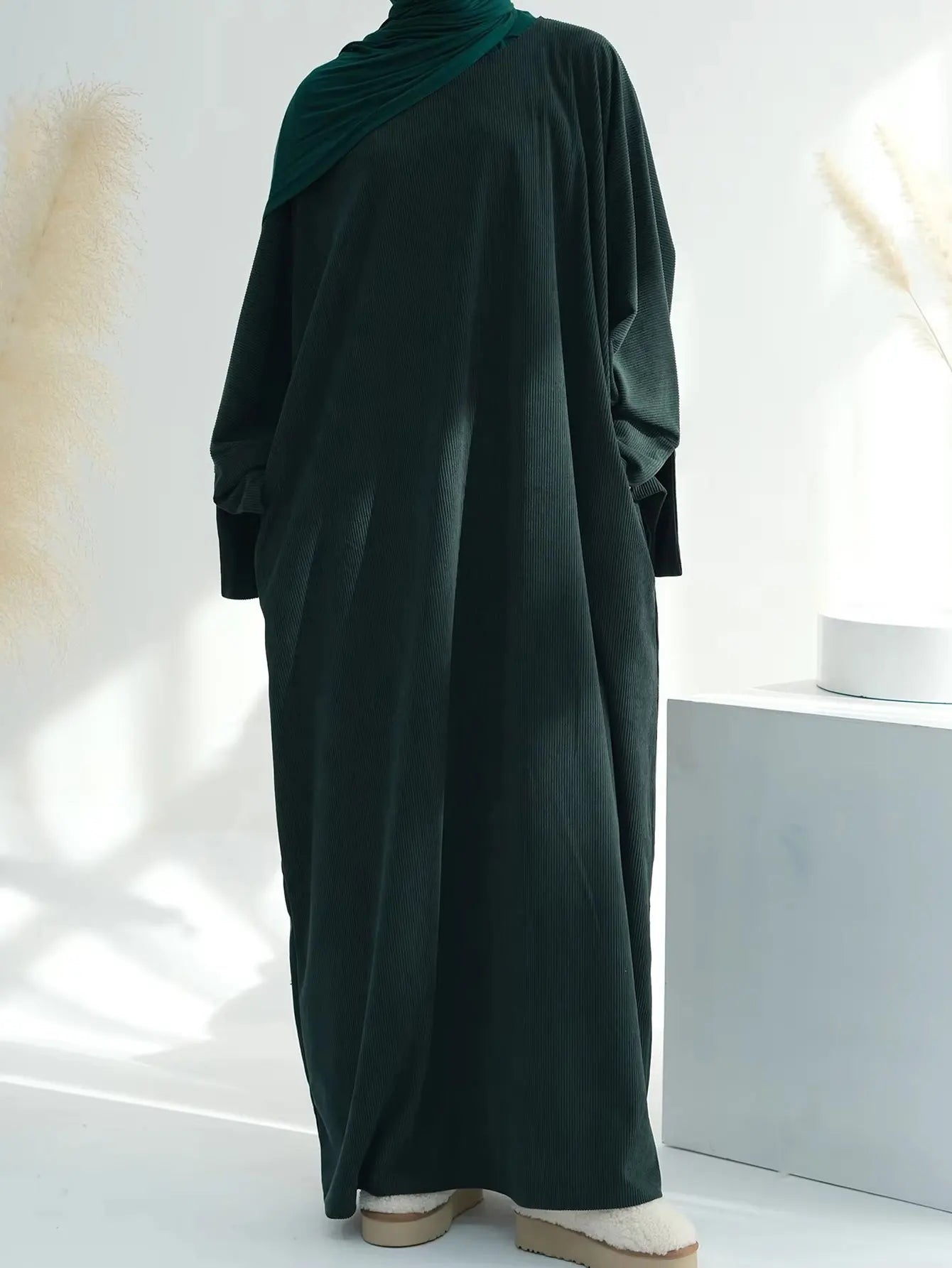 Closed Casual Corduroy Winter Abaya for Muslim Women – Eid 2025 Moroccan Kaftan Caftan Modest Dress
