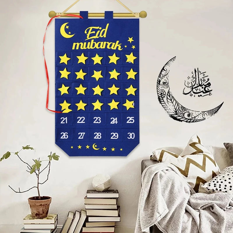 Personalized Ramadan 30 Day Advent Calendar for Muslim Islamic Kid Boy Girl Kareem Eid Al Fitr Wall Hanging Home Decoration Gift