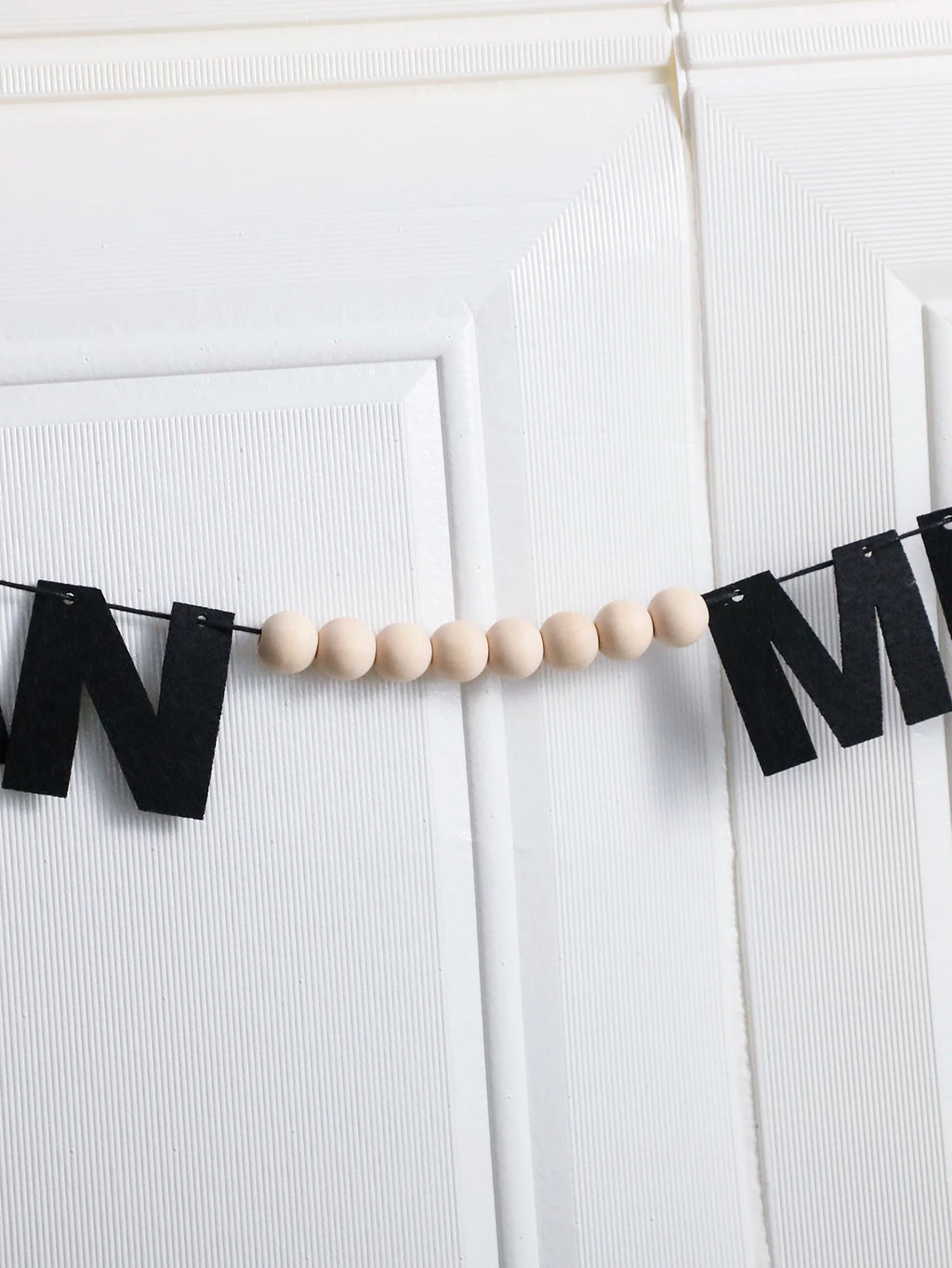 Ramadan Kareem Mubarak Banner Decor Black Felt Letters Garland with Wooden Beads Islamic Eid Festival Wall Hanging Ornament Gift
