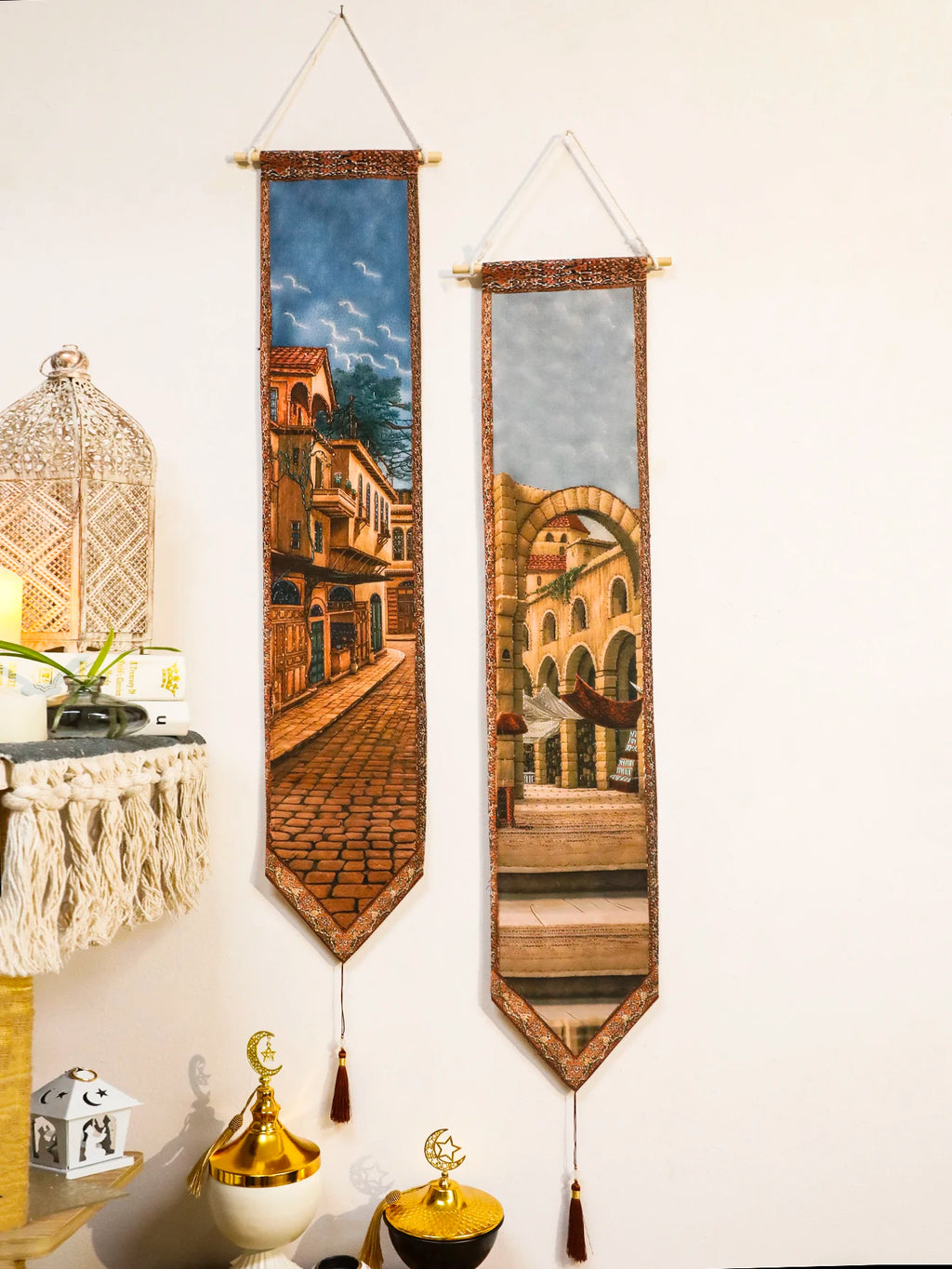 Ramadan Islamic Wall Hanging Tapestry Building Print Banner with Tassel Boho Home Decor for Living Room Bedroom Hanging Art Gift
