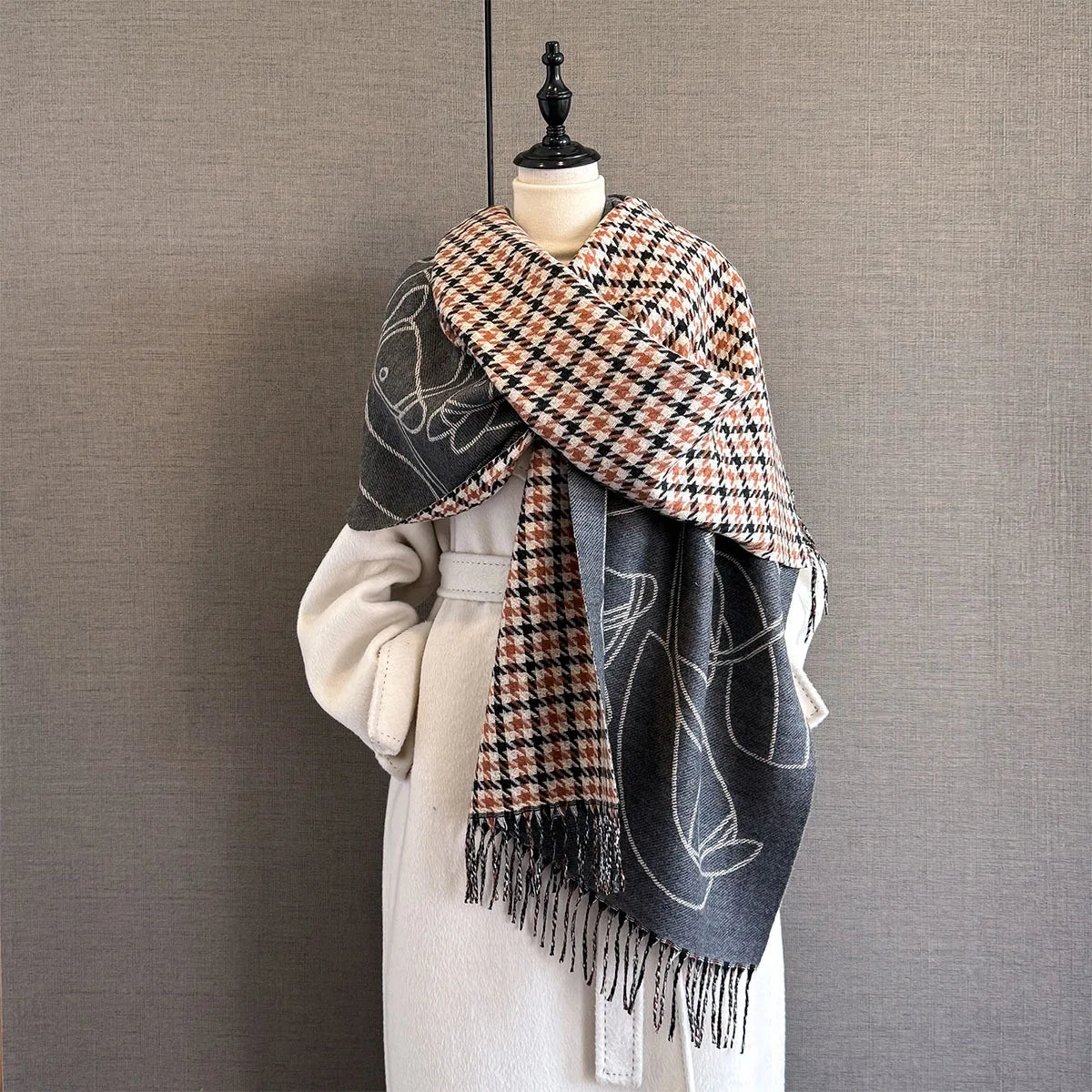 Long Soft Double Sided Jacquard Scarf Women Winter Warm Thickened Shawl Wrap with Fringe for Outdoor Activities Scarves Hijab
