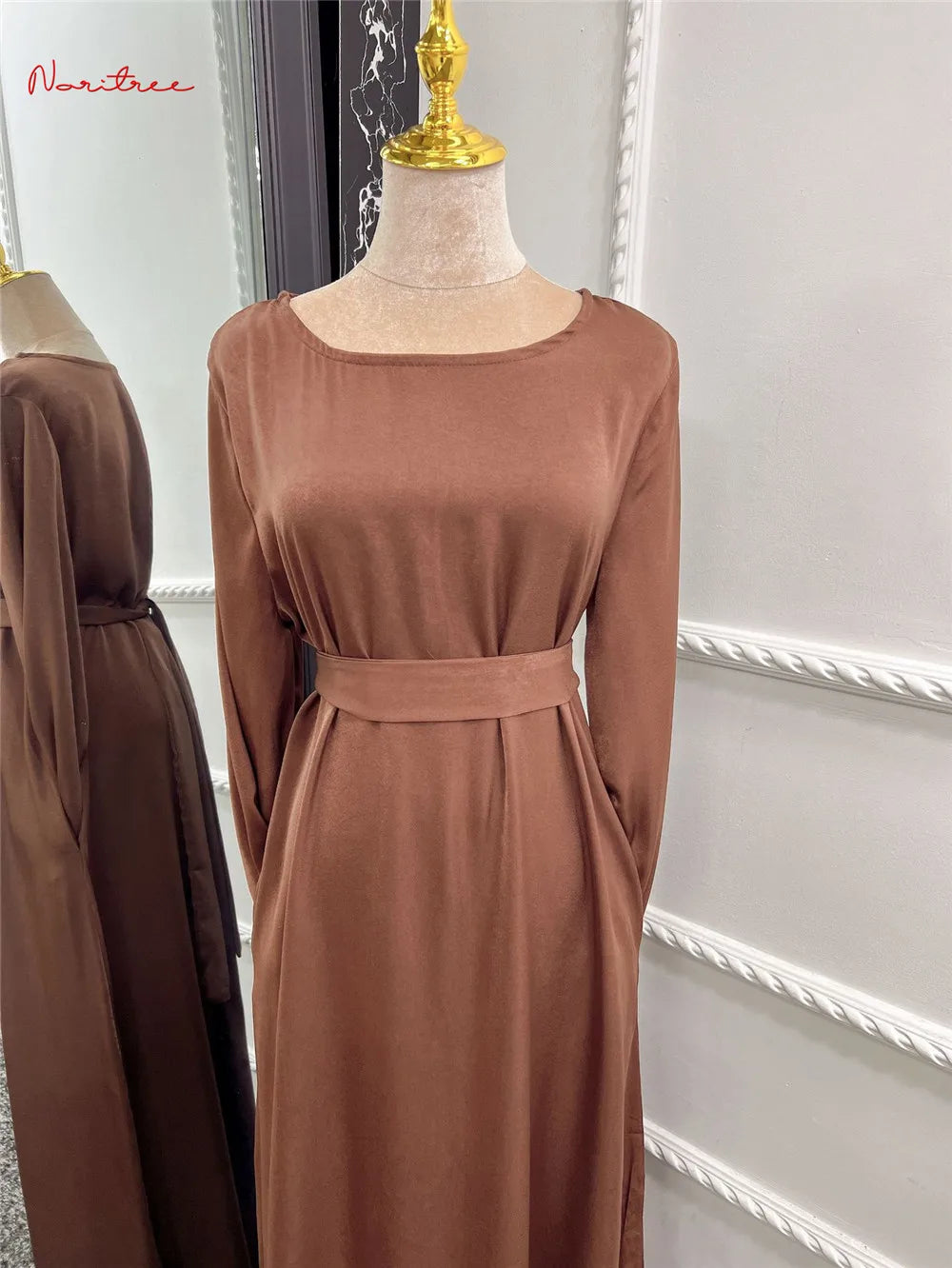 Fashion Sliky Djellaba Muslim Dress Dubai Full Length Flare Sleeved Soft Abaya Dubai Turkey Muslim Islam Robe WY921