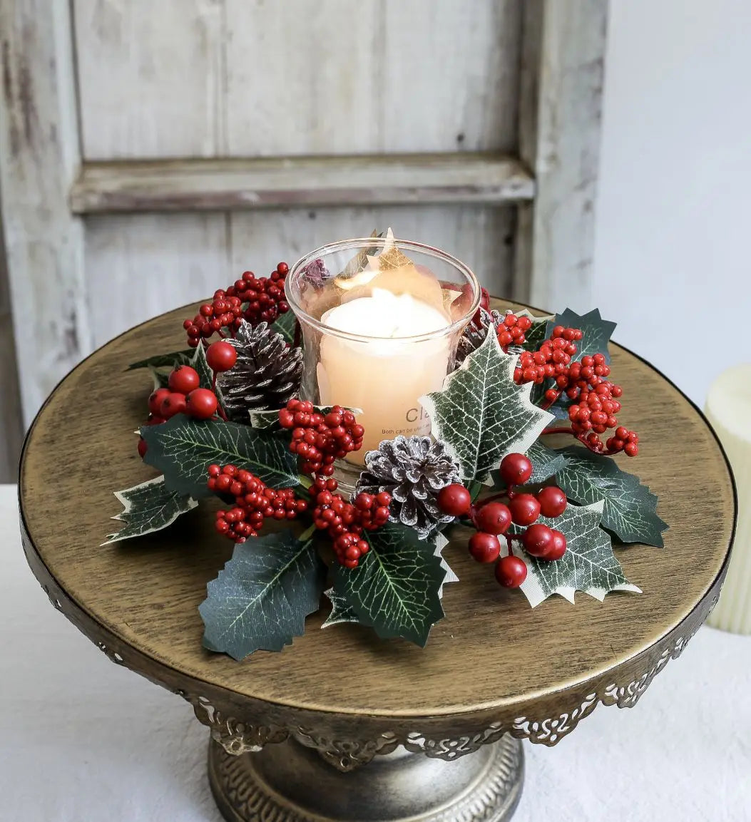 Red Berry Wreath Classic Candle Holder Decorative Ring Festive Pinecone Decoration For Table Decor Holiday Gathering Christmas