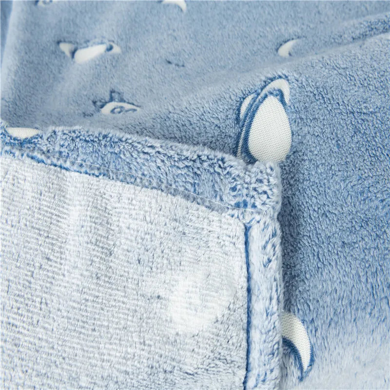 Magical Luminous Flannel Throw Blankets Night Fluorescent Fluffy Kids Blanket Star Moon Warm Sofa Bedspread Nap Leisure Covering