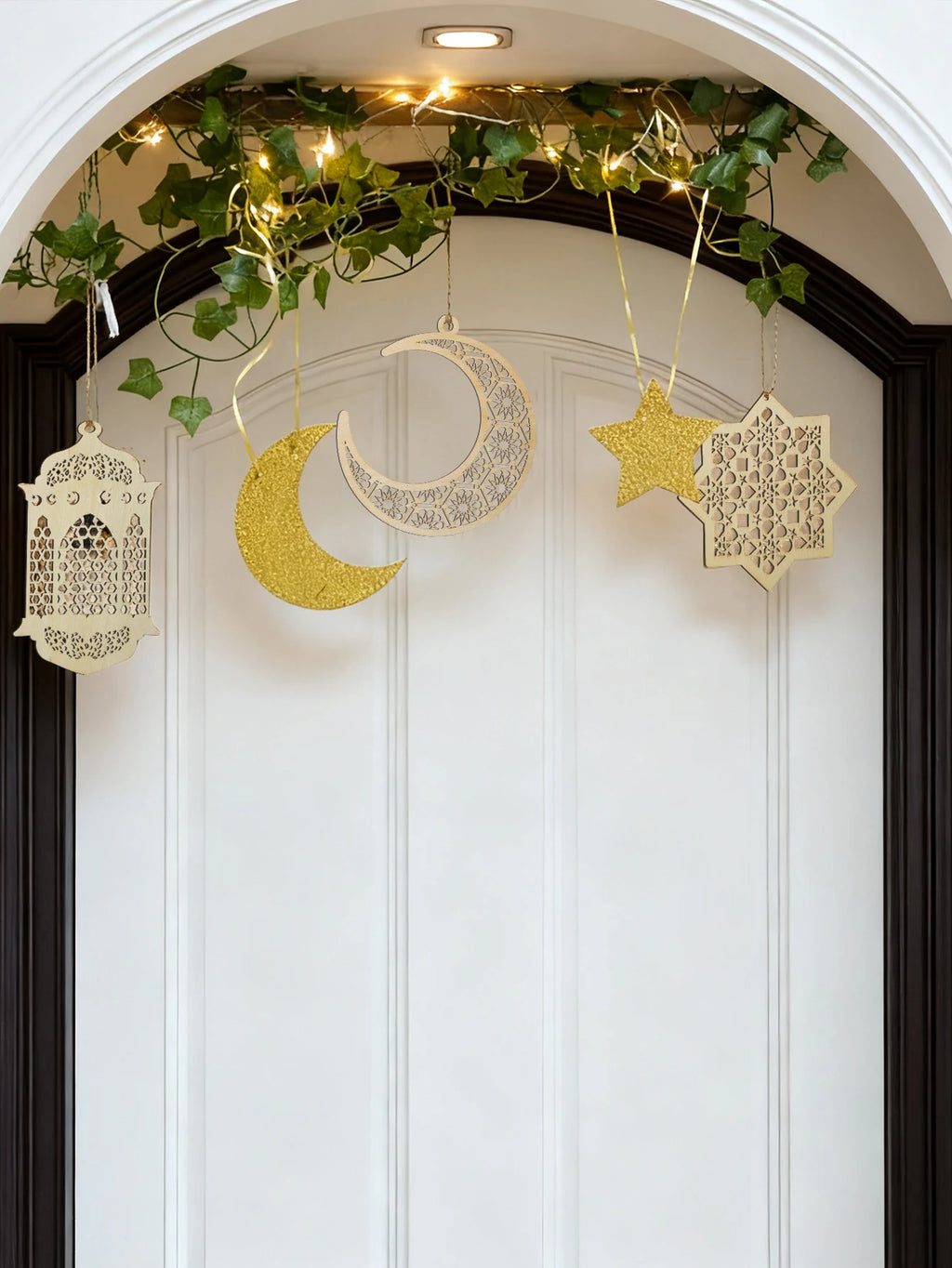 Ramadan Doorway Decor Golden Moon Star Lantern Hanging Ornaments with LED String Islamic Eid Festival Home Entrance Party Gifts