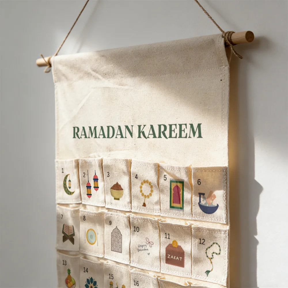 Ramadan Kareem Countdown Calendar with 30 Pockets – Eid Mubarak Family Decor 2026