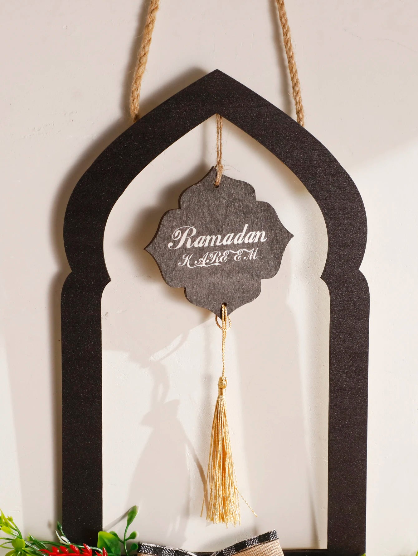Ramadan Wooden Wall Hanging Decor Islamic Arch Design with Floral & Tassel Festive Home & Wall Decoration for Ramadan & Eid Gift
