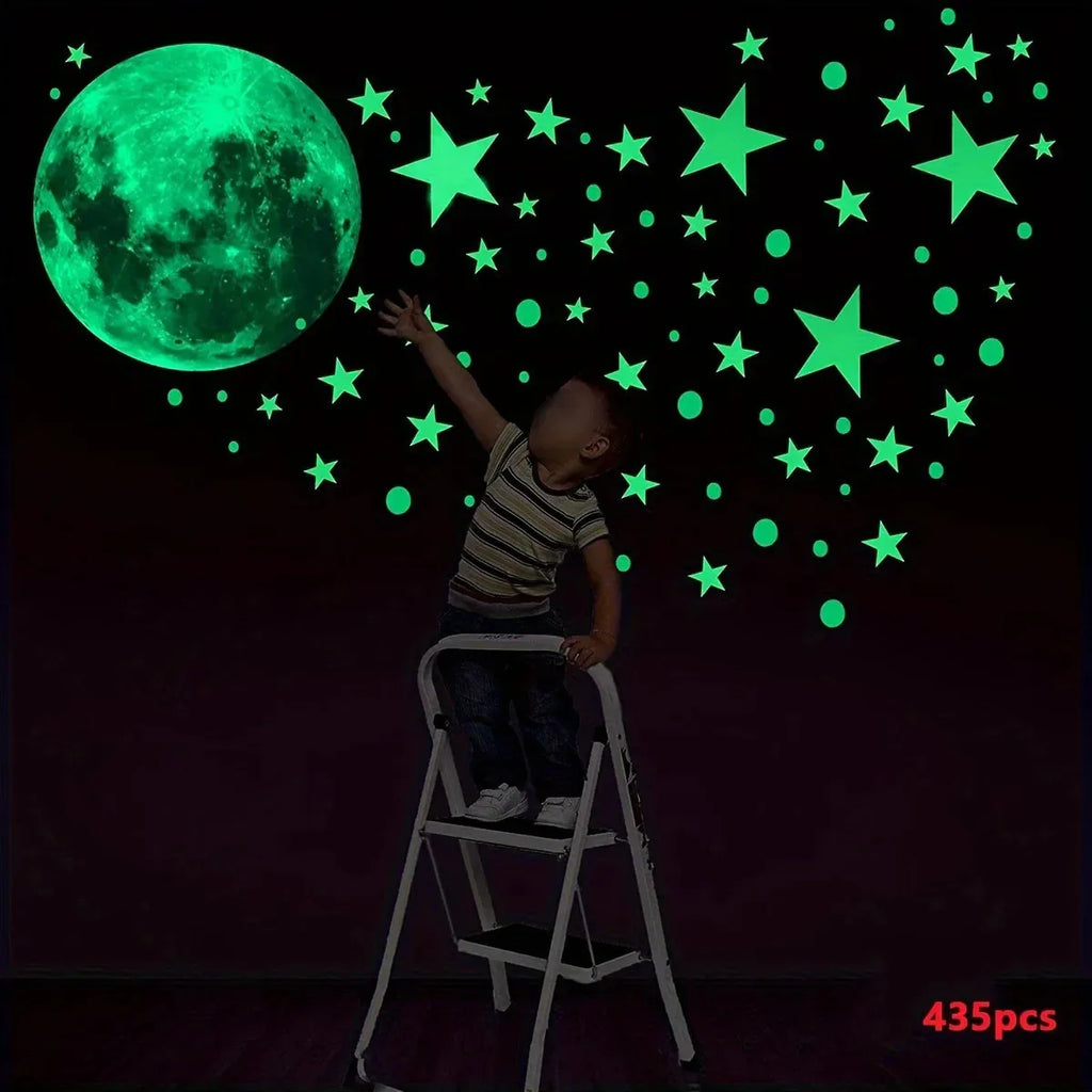 Luminous Moon Stars Wall Stickers for Kids room Bedroom Decor Glow in the dark Earth Wall Decals Noctilucent Stickers Home Decor