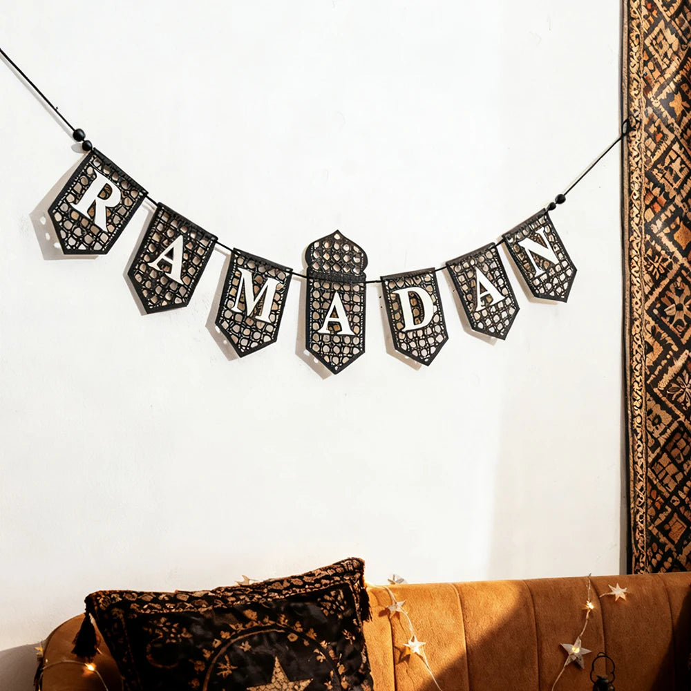 Ramadan Mubarak Banner Hollow Lantern Hanging Garland for Islamic Muslim Eid Festival Home Party Ornament Wall Decor Supplies