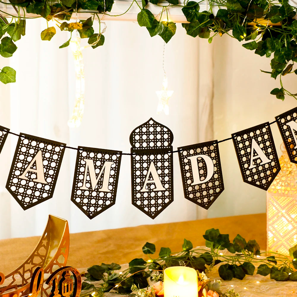 Ramadan Mubarak Banner Hollow Lantern Hanging Garland for Islamic Muslim Eid Festival Home Party Ornament Wall Decor Supplies