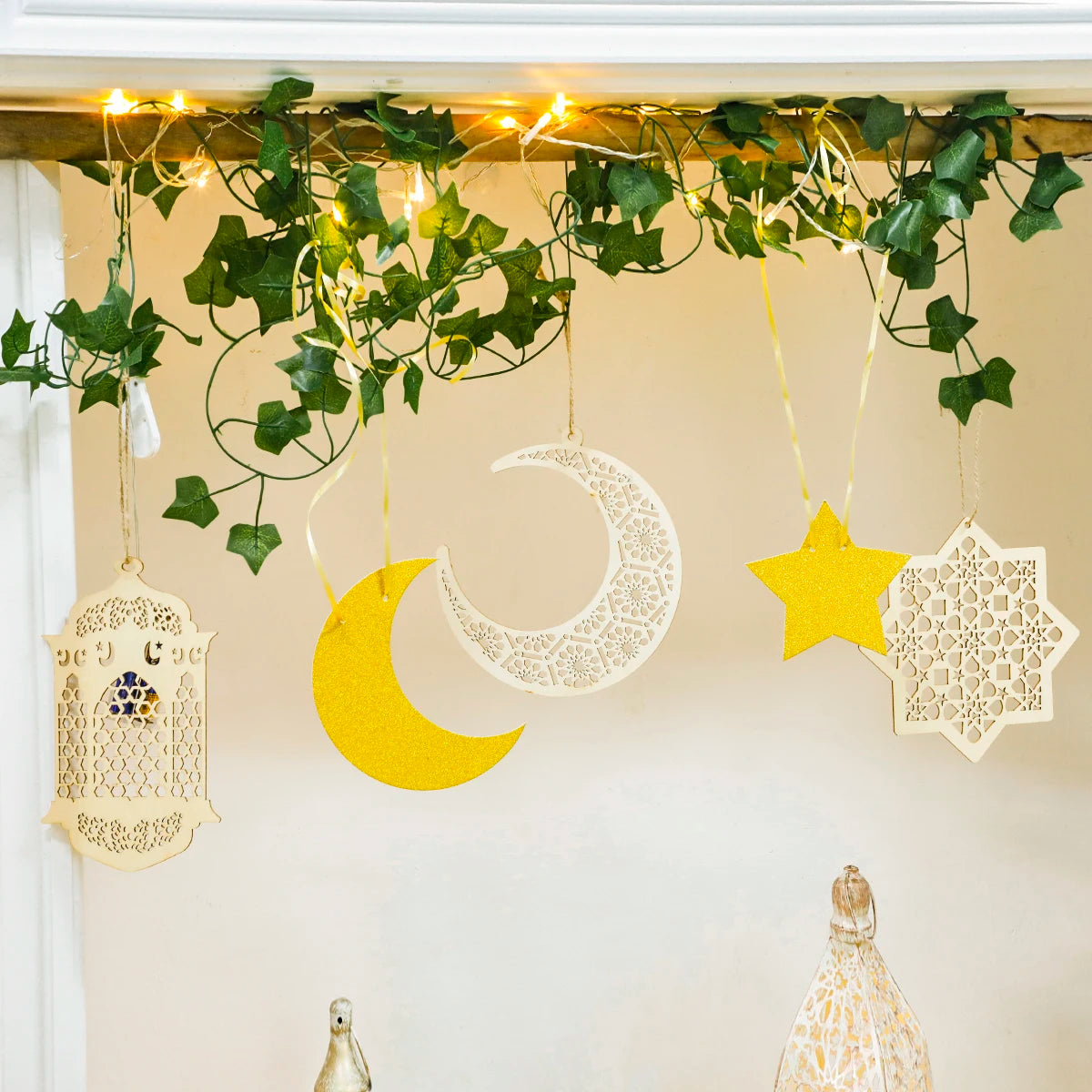 Ramadan Doorway Decor Golden Moon Star Lantern Hanging Ornaments with LED String Islamic Eid Festival Home Entrance Party Gifts