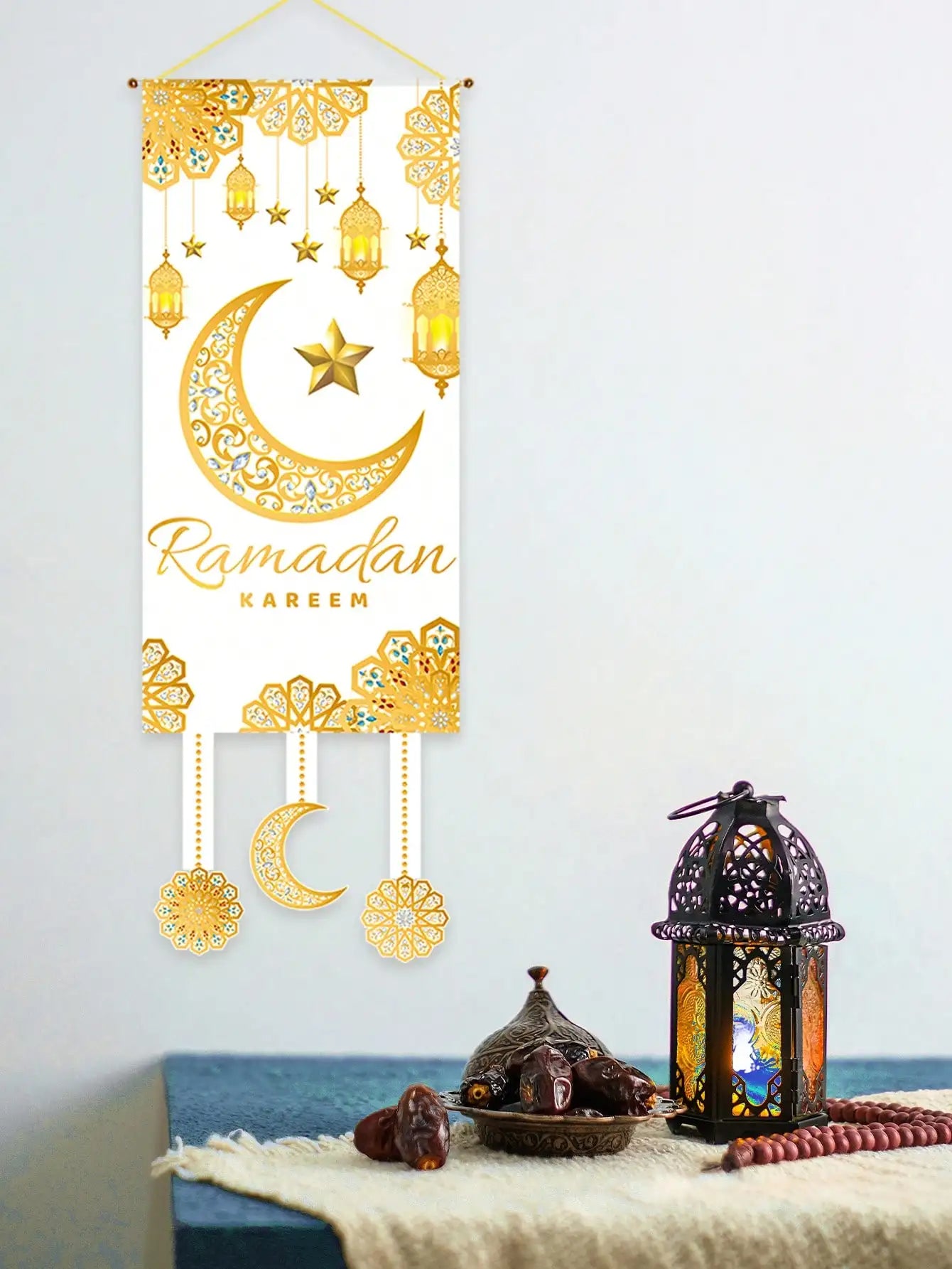 1Pc Ramadan Kareem Decorative Door Hanging Golden Star and Moon Lantern Flag Muslim Festival Party Decoration Banner Home Doorway Decorative Cloth