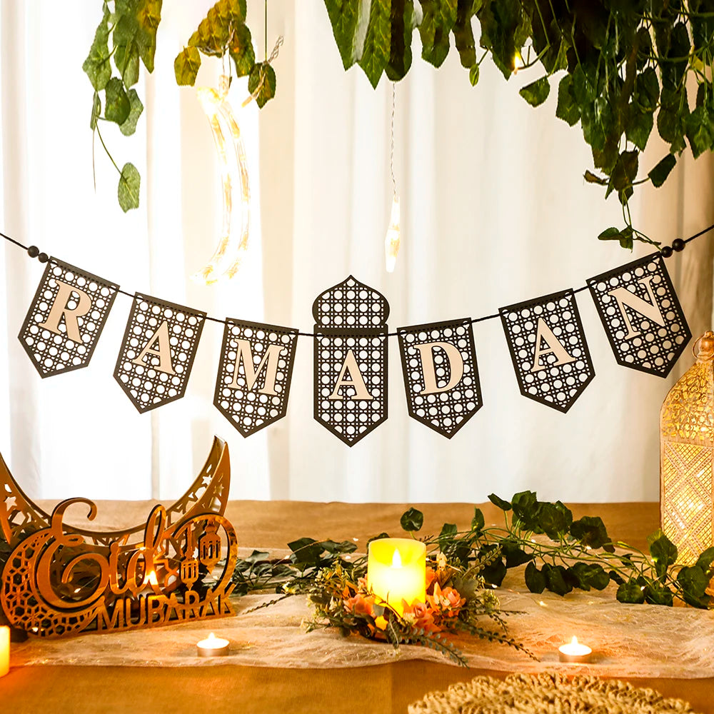 Ramadan Mubarak Banner Hollow Lantern Hanging Garland for Islamic Muslim Eid Festival Home Party Ornament Wall Decor Supplies