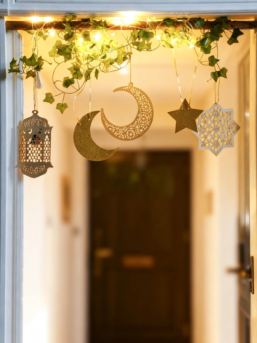Ramadan Doorway Decor Golden Moon Star Lantern Hanging Ornaments with LED String Islamic Eid Festival Home Entrance Party Gifts