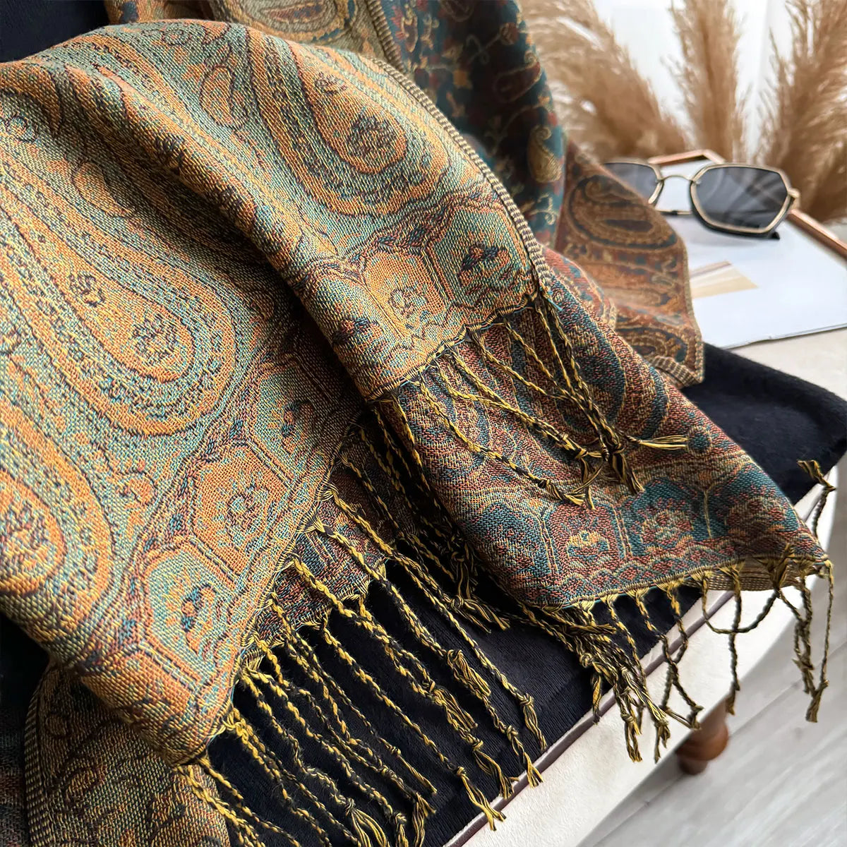 Large Size Pashmina Shawl Tassel Paisley Small flowers Element Scraf Casual Outdoor Wear Muslim Headscarf Elegant Wrap for Women