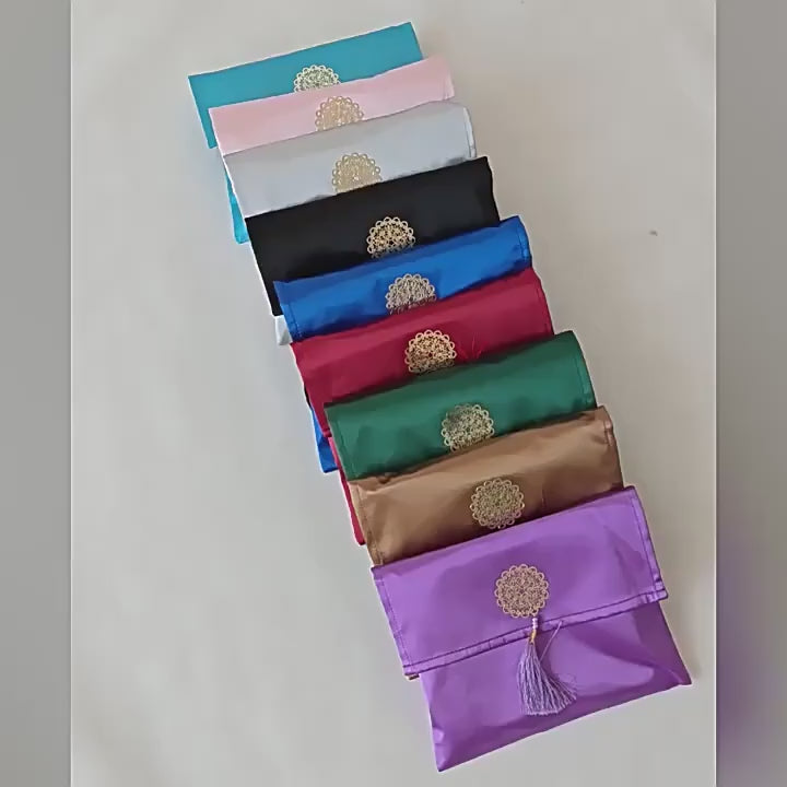 Muslim Prayer Rug and Prayer Beads with Bag Janamaz Soft Sajadah Islamic Gifts Set Portable Prayers Carpet Mat Taffeta Fabric